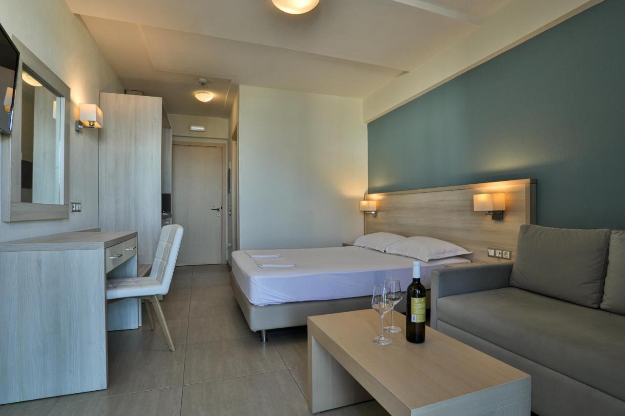 Alarzo Rooms ปาราเลียกาเตอรีนิส ภายนอก รูปภาพ