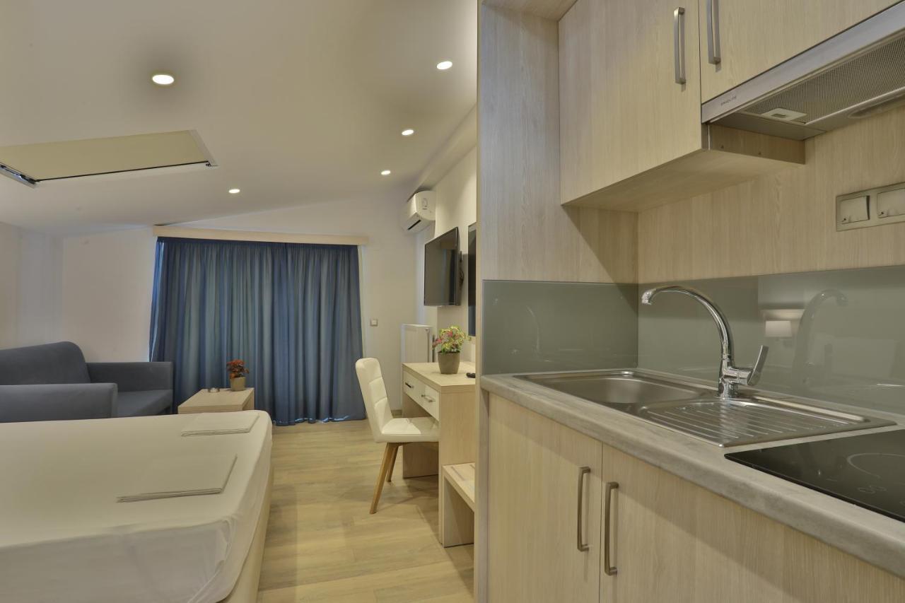 Alarzo Rooms ปาราเลียกาเตอรีนิส ภายนอก รูปภาพ